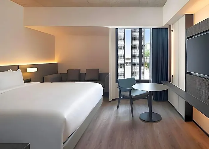 Hotel Radisson Don Mueang 4*